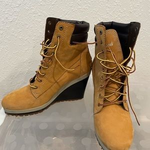 Timberland women’s wedge boot